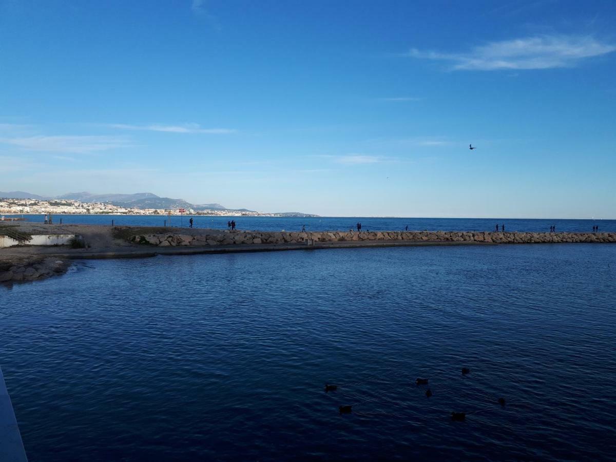 Апартаменти F2 Immeuble Les Pieds Dans L'Eau Вільнев-Лубе Екстер'єр фото